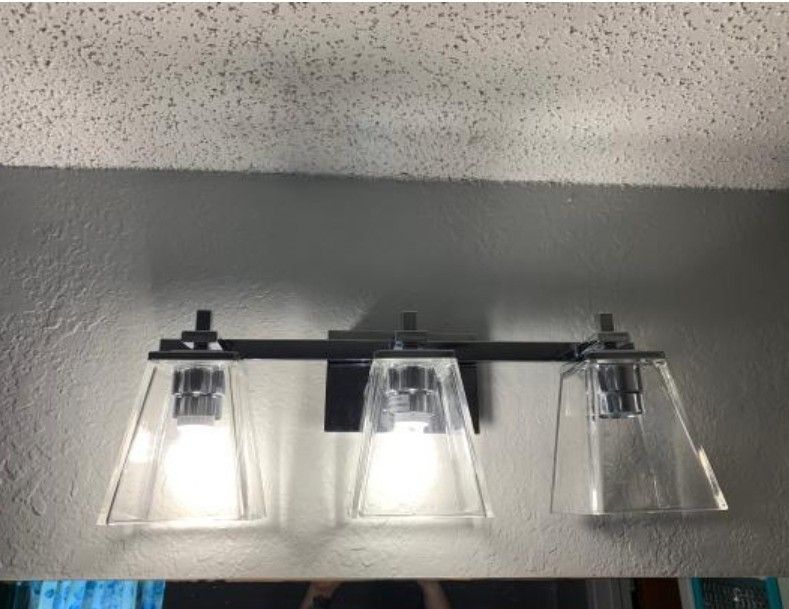 Globe Electric Yorke 5 Piece Chrome All In One Vanity Light Set