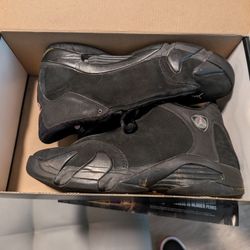 jordans air 14 retro (woman 8 1/2 ) black/Pink