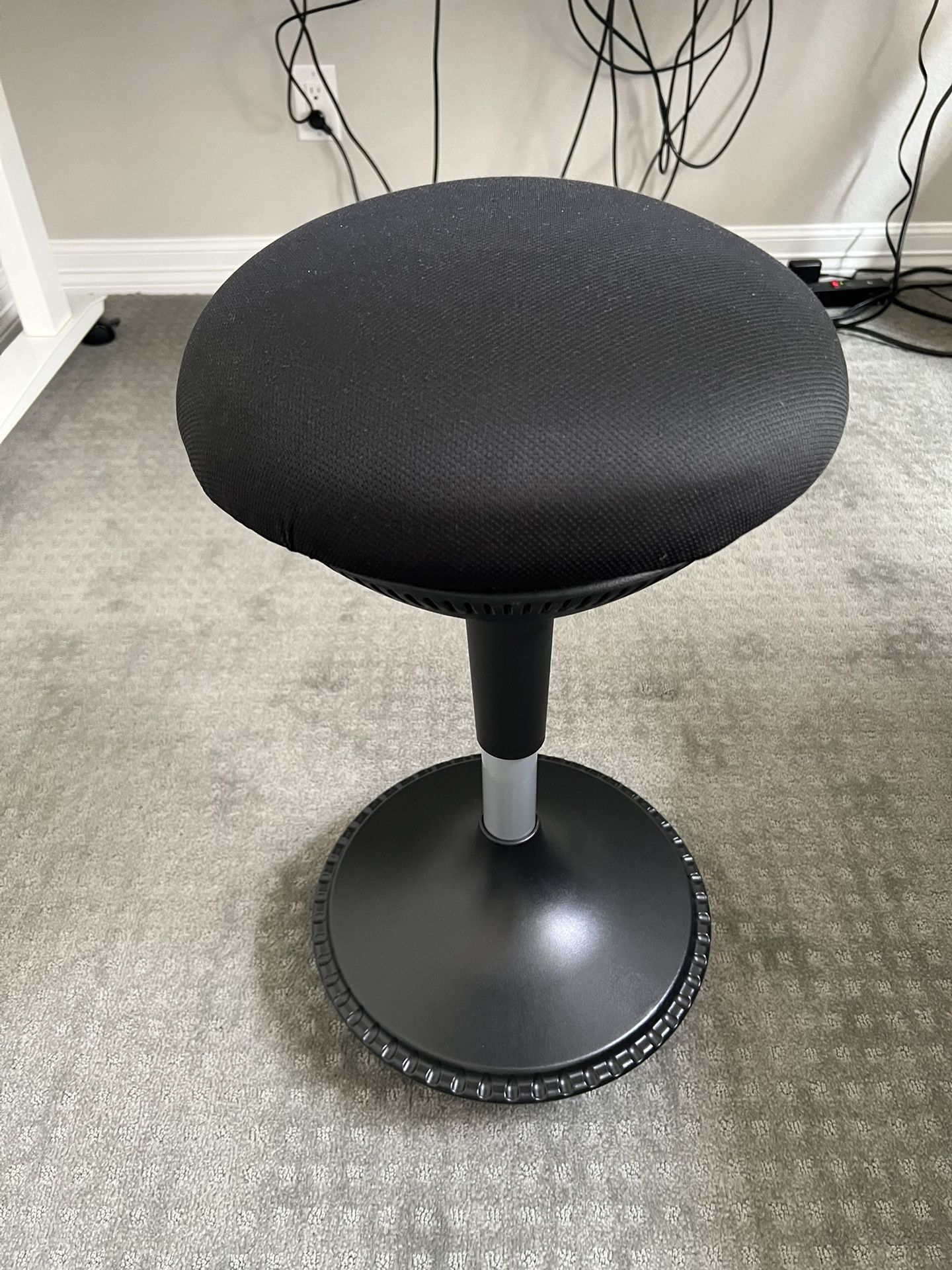 Autonomous ErgoStool