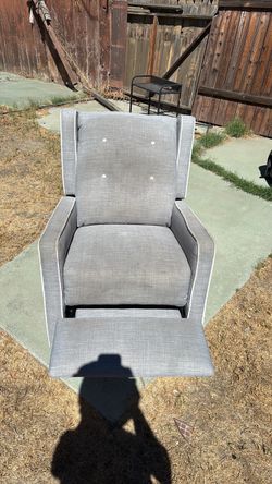 Lounge chair
