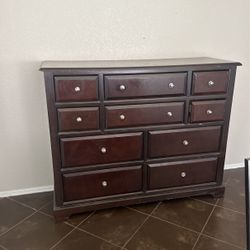 Pruitt 10 Drawer Dresser