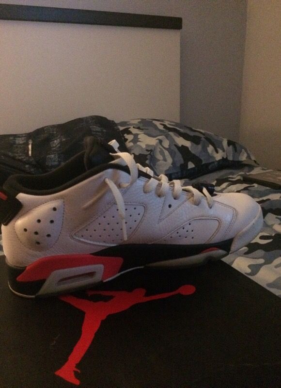 Jordan retro 6 low top white infrared