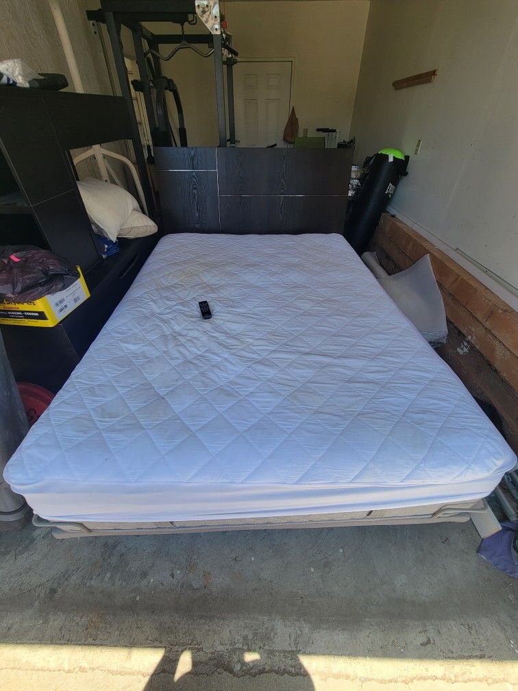 Queen Size Serta Motion Perfect Adjustable Base Bed Frame with Included Mattress