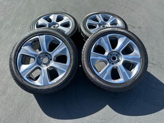 21” Range Rover Land Rover Factory Wheels Rims and Tires 275/45R21 Sport Discovery HSE Defender Vela
