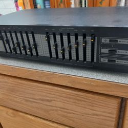 Vintage Pioneer GR-560 Graphic Equalizer 