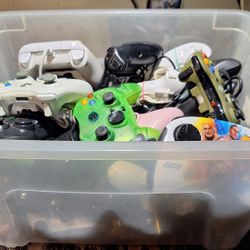 Xbox Controllers 