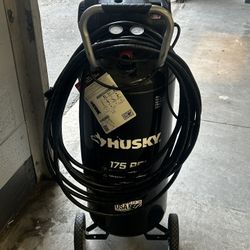 20 Gallon Air Compressor