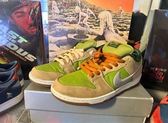 Nike SB Dunk Low "Escargot" - Size 10.5