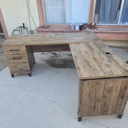 Stand Up Corner Desk
