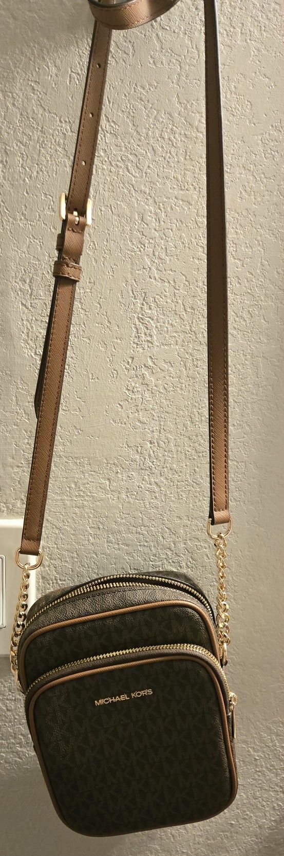 Small Authentic Michael Kors Purse 