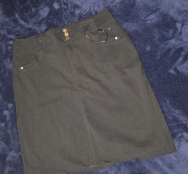 JEAN BLACK SKIRT EMME JORDAN GOTH/BUSINESS/CASUAL/DENIM/STRETCHY/ZIPPER/BUTTON