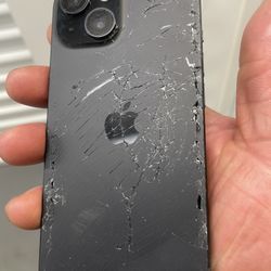 iPhone 15 (1)/ 15 Plus (2)