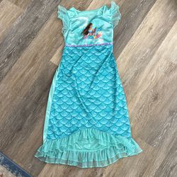 Little Mermaid Nightgown Small (6/6x)