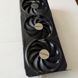 RTX 4090 GIGABYTE WINDFORCE V2 24G