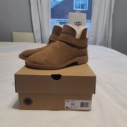 UGG Women's 7.5 MCKAY New
