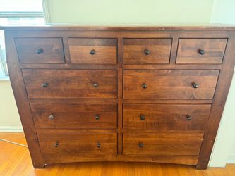 Wooden Dresser soft closing drawer