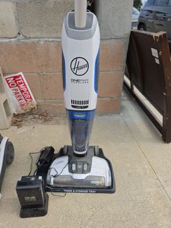 Hoover ONEPWR Cordless Carpet Cleaner w/ Battery & Charger