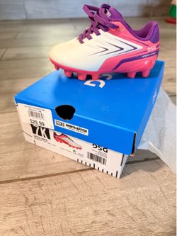 Toddler soccer cleats