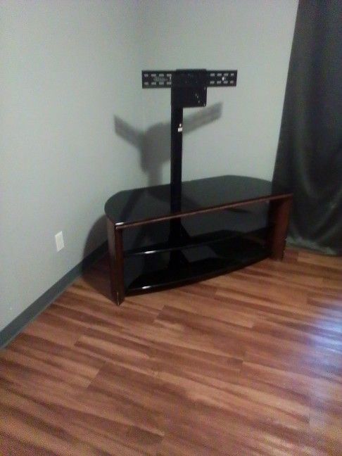 Tv Stand Comes With Mount 