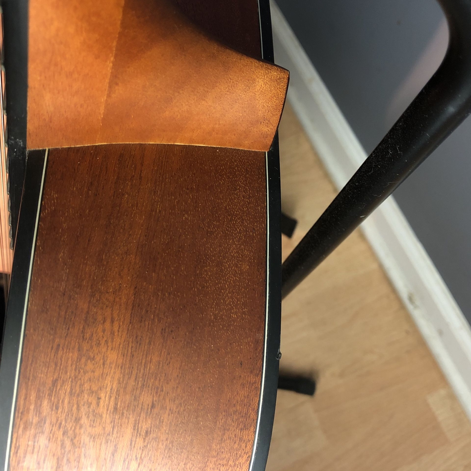 Walden O550 Acoustic Guitar