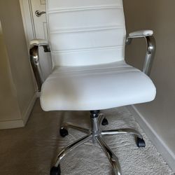 Office Chair In White With Wheels