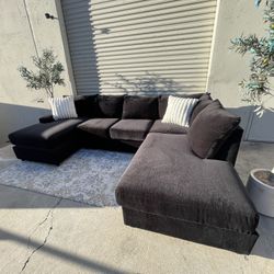 Black Sectional Couch - Free Delivery 
