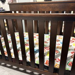 4 In 1 Crib