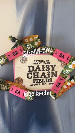 Selling 4 Daisy Chain Fields wristbands