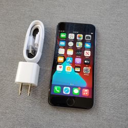 iPhone 6s - UNLOCKED - Like New  