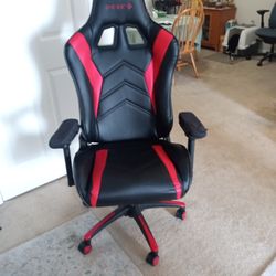 Emerge Gaming Chair 