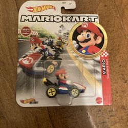 Mario Kart Hot Wheels