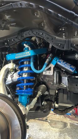 King 2.5s W/ Mazzulla Uca For 24+ Toyota Land Cruiser