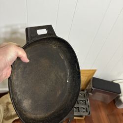 Pampered Chef Cast Iron Pan 