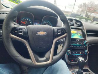 2015 Chevrolet Malibu Thumbnail
