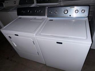 Maytag washer and electric dryer HE 4.2/7.0 cuft
