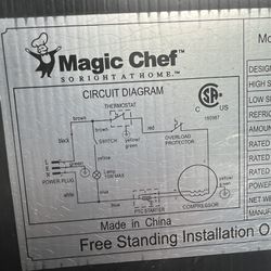 Magic Chef Compact Refrigerator 