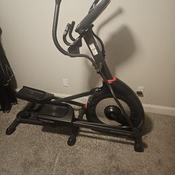  Schwinn 430 Elliptical 