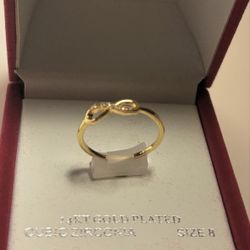 14K Gold Ribbon Ring Cubic Zirconia 