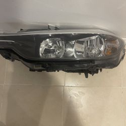 2014 BMW 328i Xdrive Left Front Light Assembly.