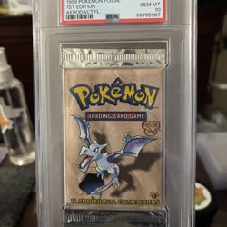 1st Edition Fossil Pack Pokemon PSA 10