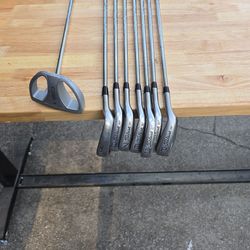 Titleist iron