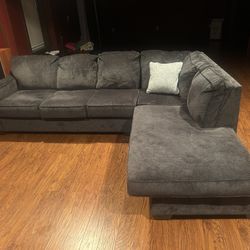 Two Like New Sectionals. 