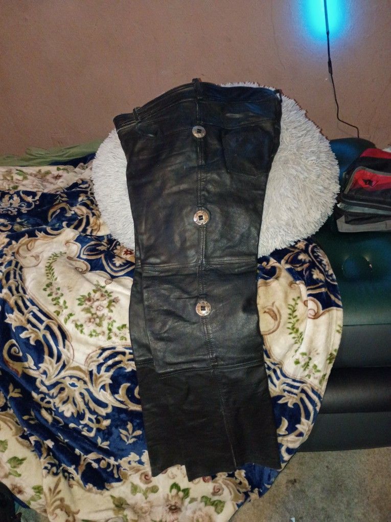 Motorcycle Leather Riding Pants (Size 38)