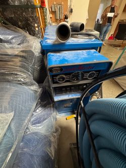 Water extractor