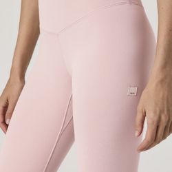 Vuori AllTheForm™ Legging – Pink – Size M- NEW