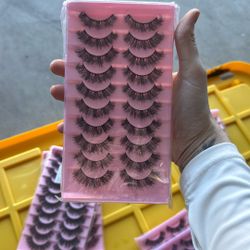 Wispy Soft Lashes 