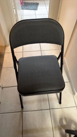 Foldable chair