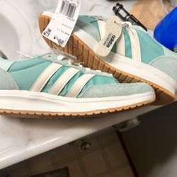 Adidas Run 2.0 Teal Woman’s 71/2 Men’s 9 1/2