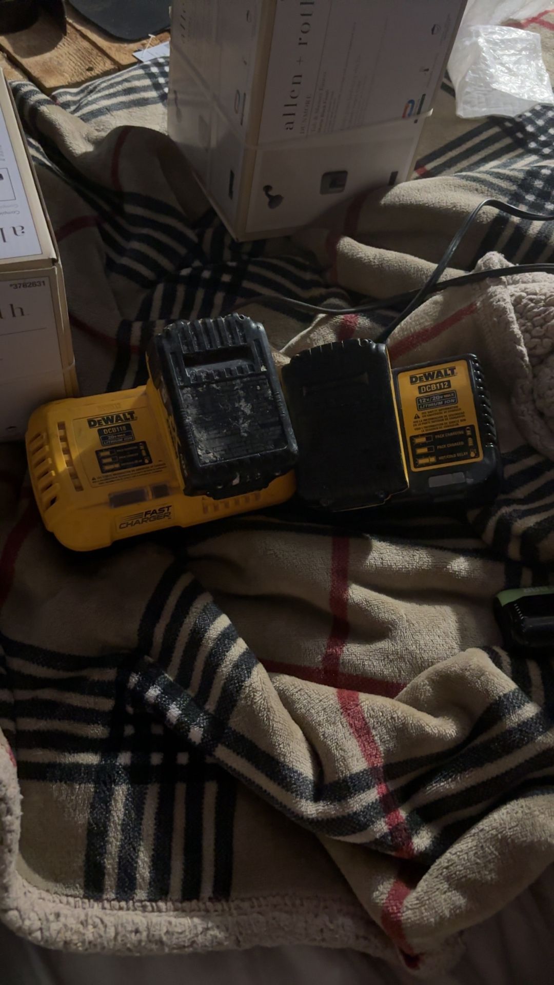 20v Dewalt Batteries And Chargers