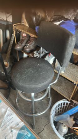 Bar stool chair